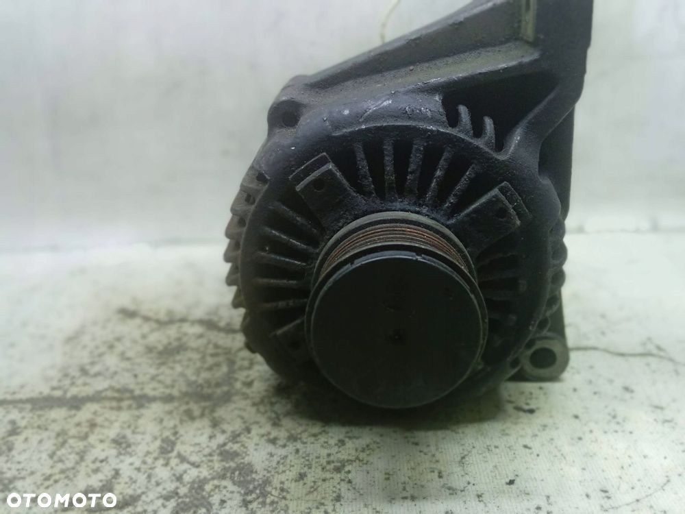 Alternator 9472908 Volvo V40 1.8 - 3