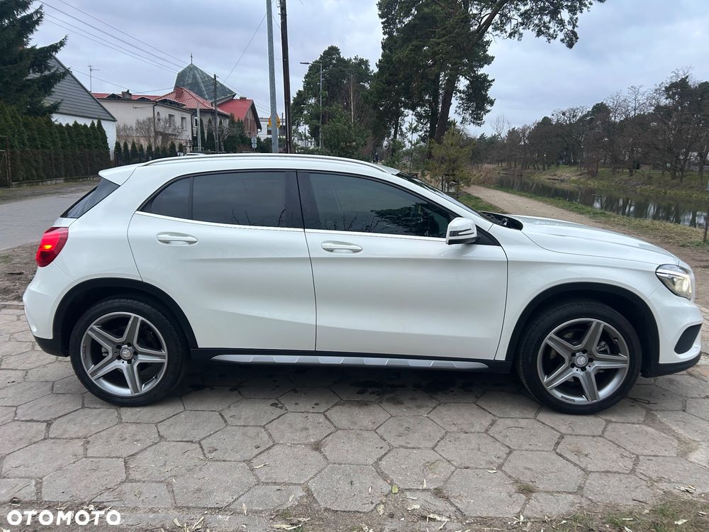 Mercedes-Benz GLA 250 4Matic 7G-DCT AMG Line - 7
