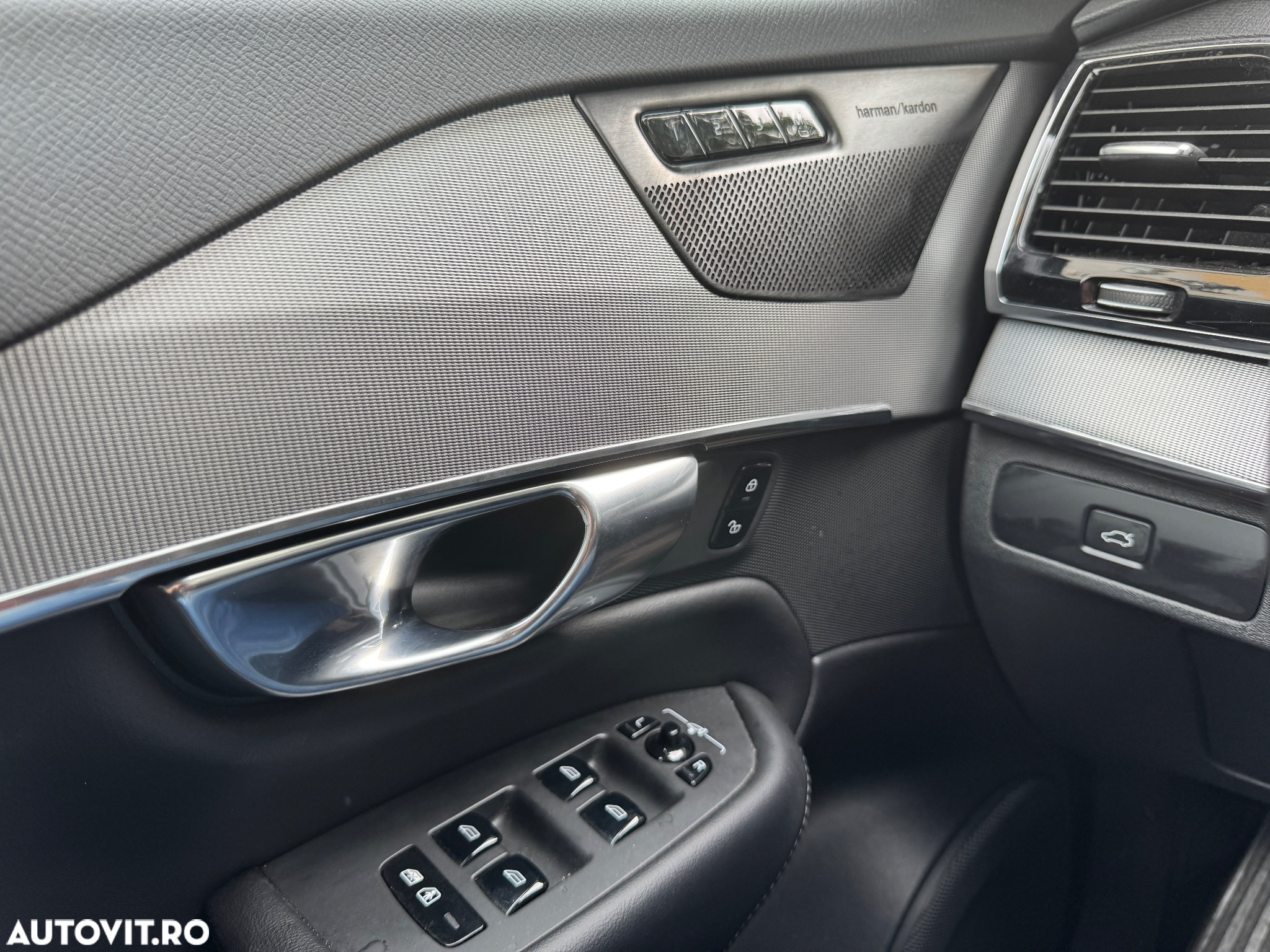 Volvo XC 90 B5 MHEV AWD 5 locuri Inscription - 13