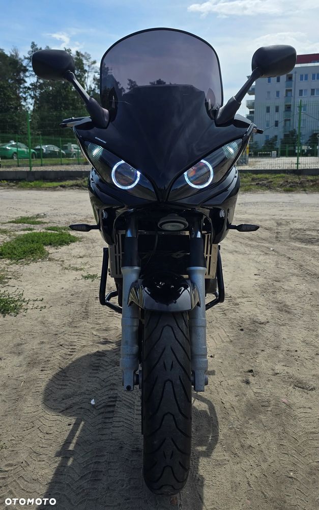 Yamaha FZ6 - 8
