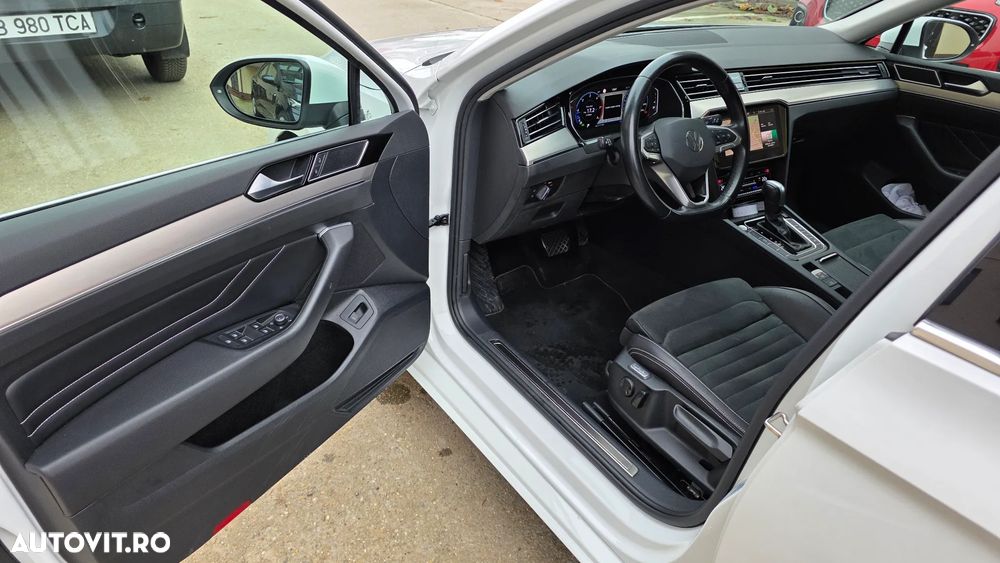 Volkswagen Passat 2.0 TDI DSG Comfortline - 13