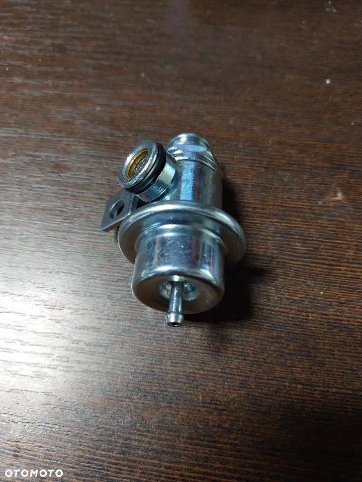 Regulator ciśnienia paliwa Chevrolet GM 4,2B 88894176 - 3