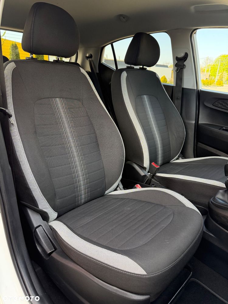 Hyundai i10 1.0 EDITION 30 - 29