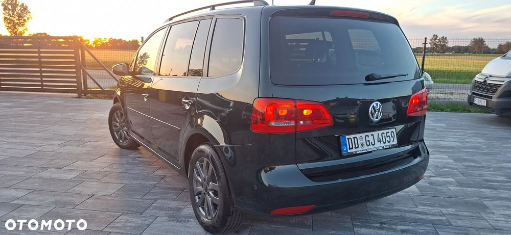 Volkswagen Touran 2.0 TDI DPF DSG Highline - 6