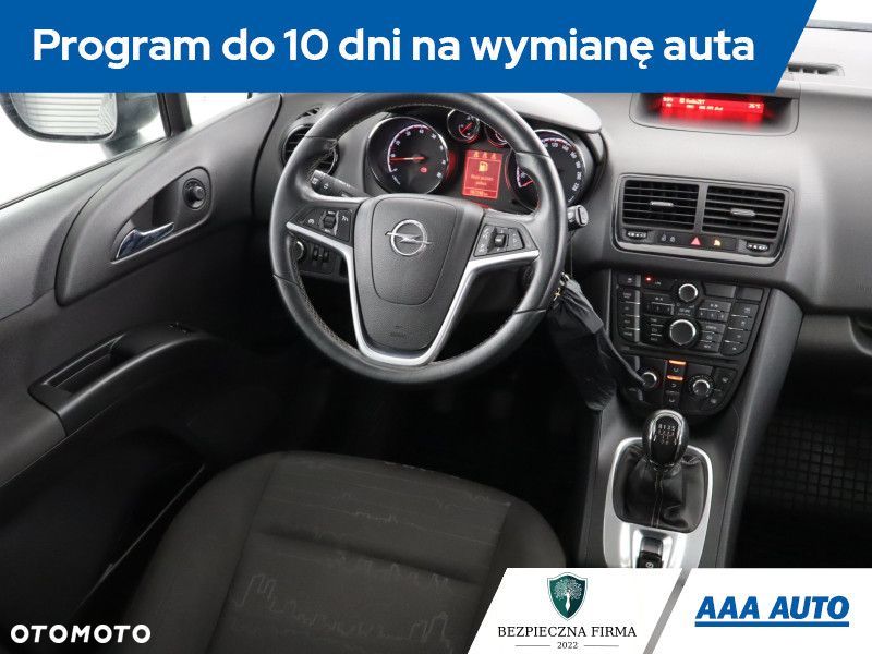 Opel Meriva - 9