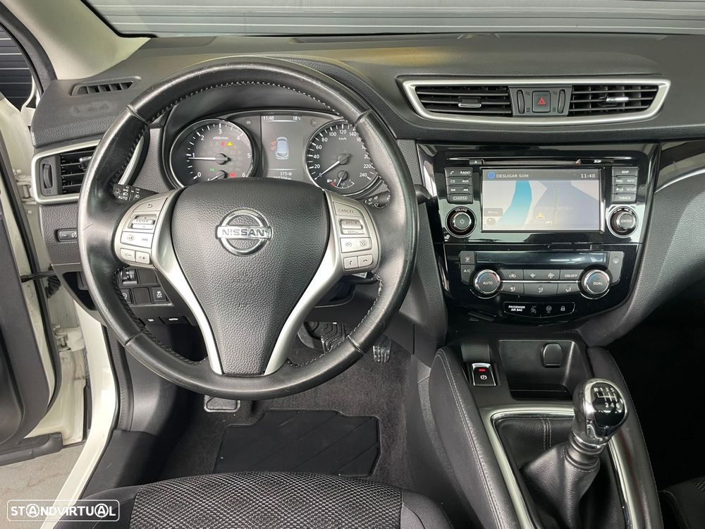 Nissan Qashqai 1.5 dCi N-Connecta - 14