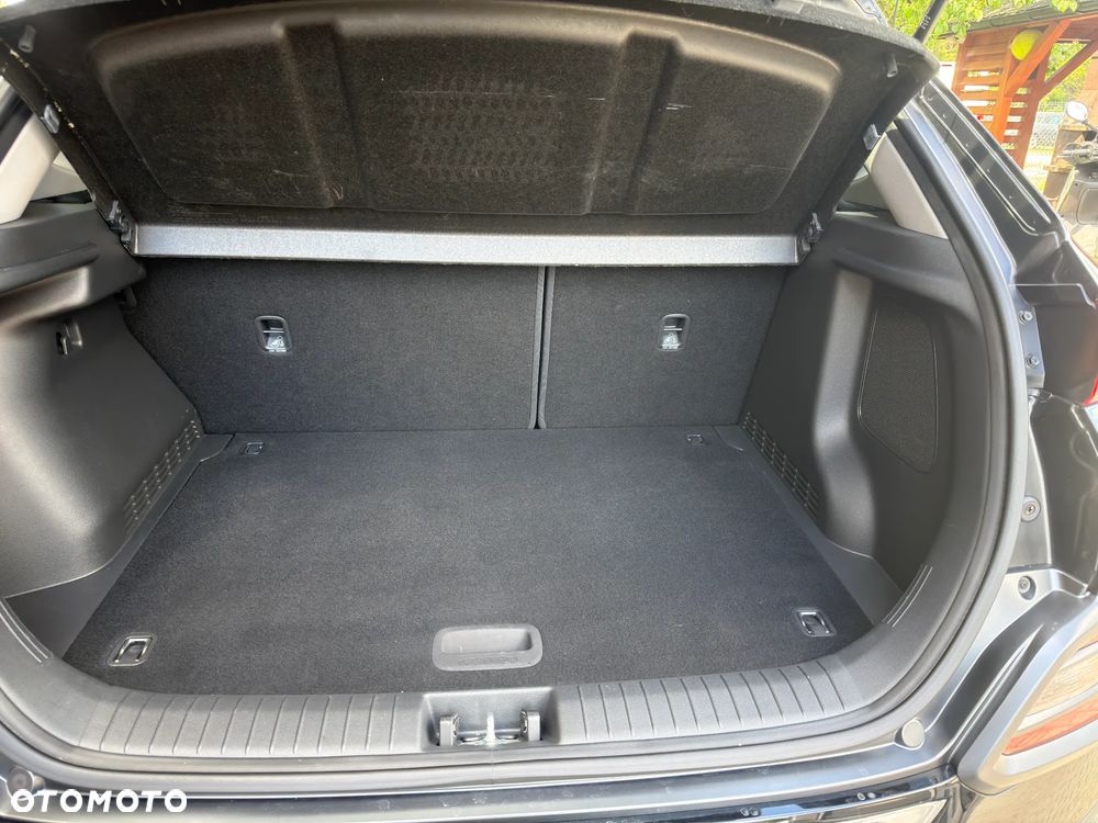 Hyundai Kona 1.6 T-GDI DCT Premium - 12