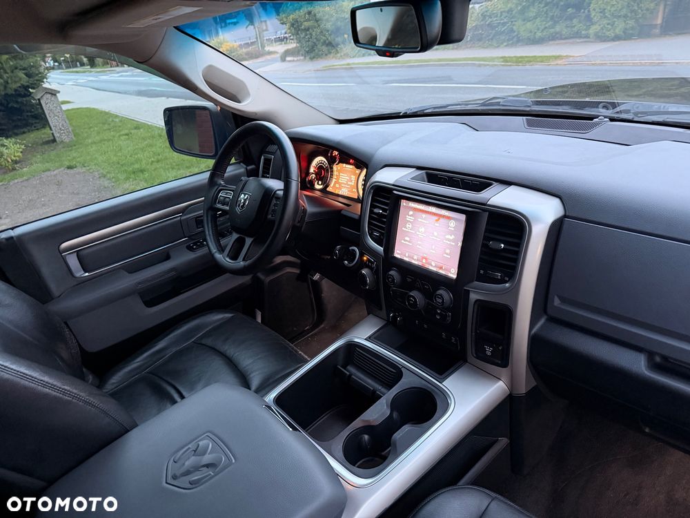 RAM 1500 - 10