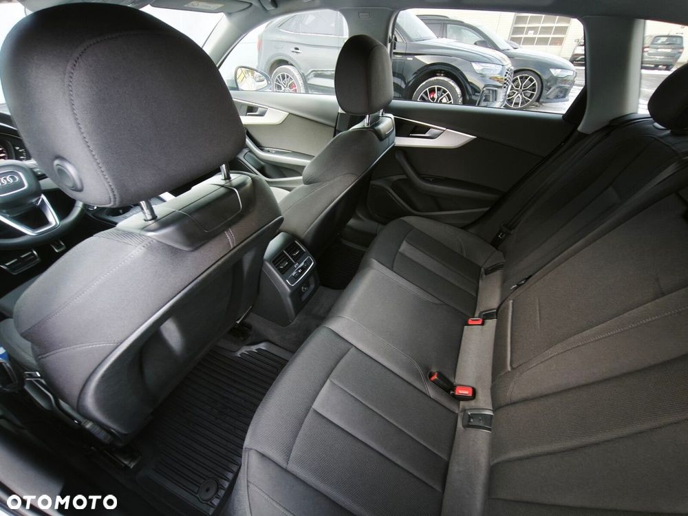 Audi A4 Allroad - 9