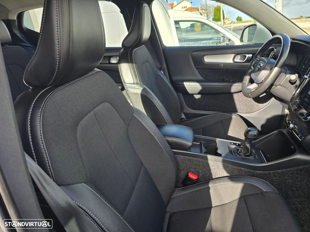 Volvo XC 40 2.0 D3 Momentum Plus - 9