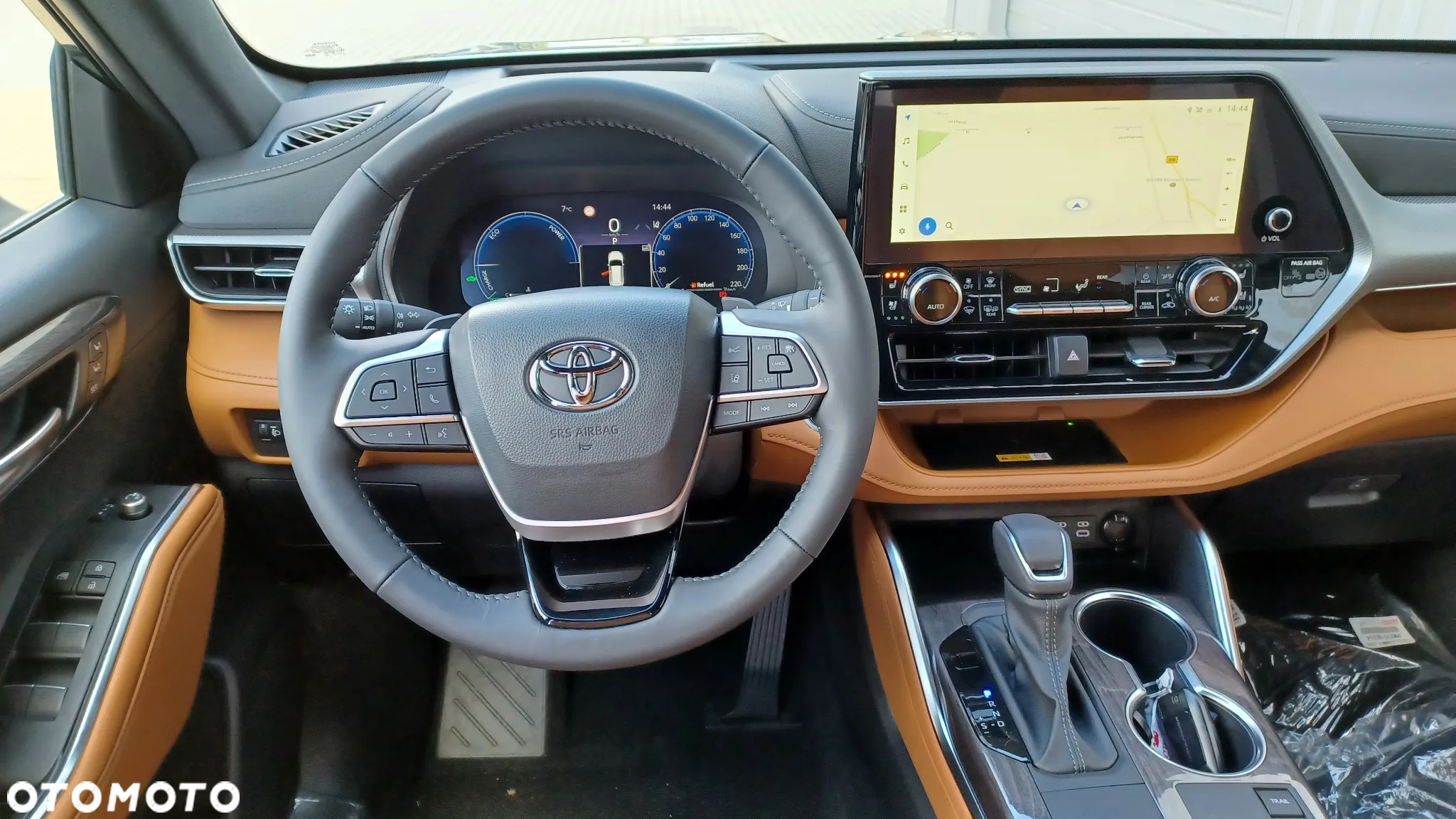 Toyota Highlander 2.5 Hybrid Executive - 12