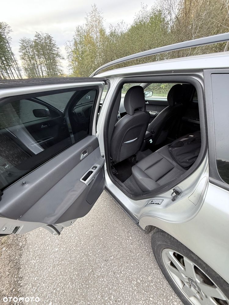 Volvo V50 1.8 - 23