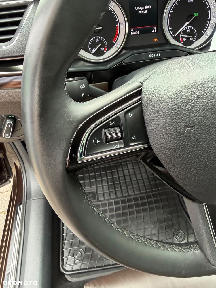Skoda Superb 2.0 TDI L&K DSG - 15