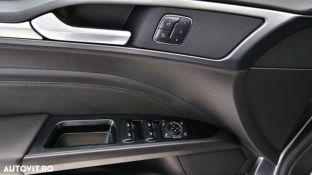 Ford Mondeo 2.0 TDCi Titanium - 11