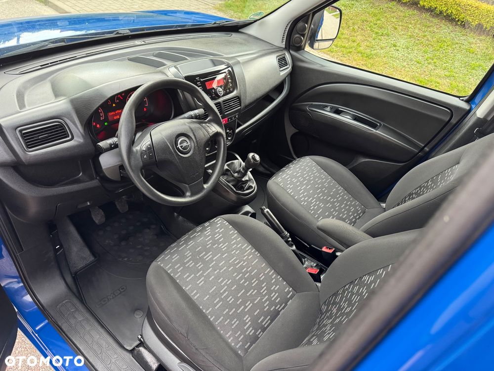 Opel Combo - 24