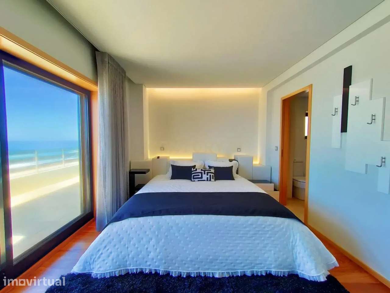 Apartamento T4 na Primeira Linha de Mar em Aver-o-Mar - Grande imagem: 3/30