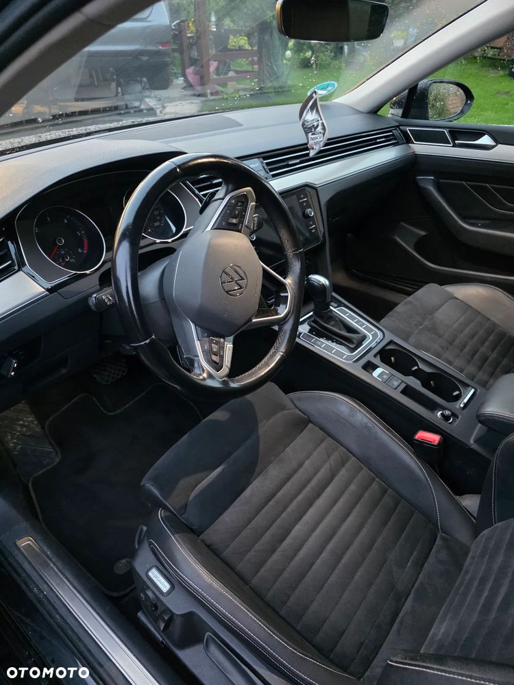 Volkswagen Passat 2.0 TDI EVO Business DSG - 16