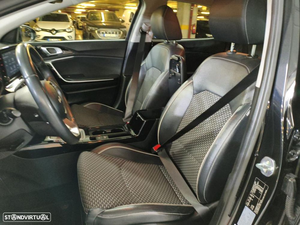 Kia XCeed 1.6 GDi PHEV Drive - 6