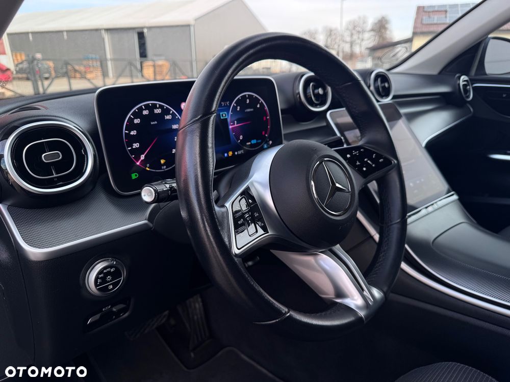 Mercedes-Benz Klasa C 220 d 9G-TRONIC AMG Line - 5