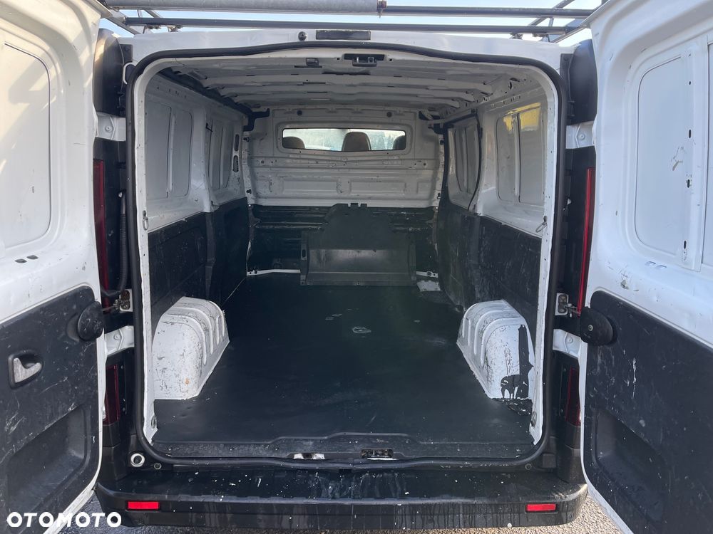 Opel Vivaro - 14