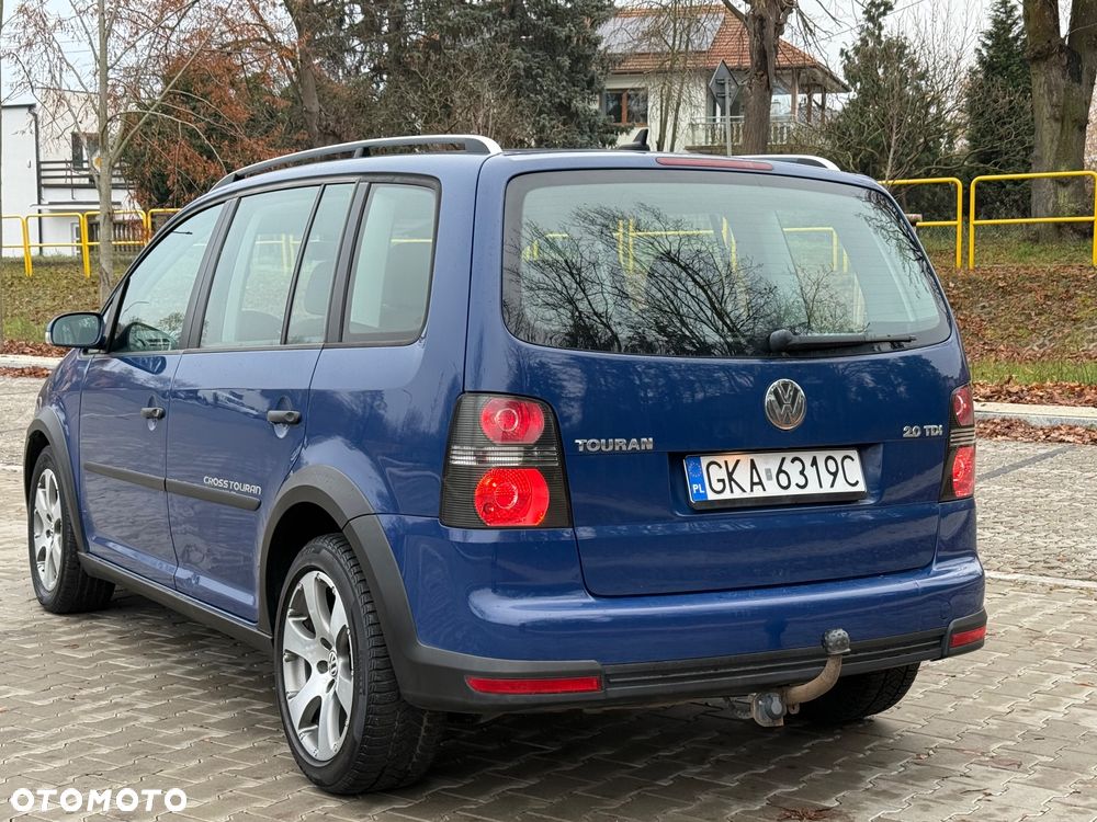 Volkswagen Touran 2.0 TDI DPF DSG Freestyle - 8