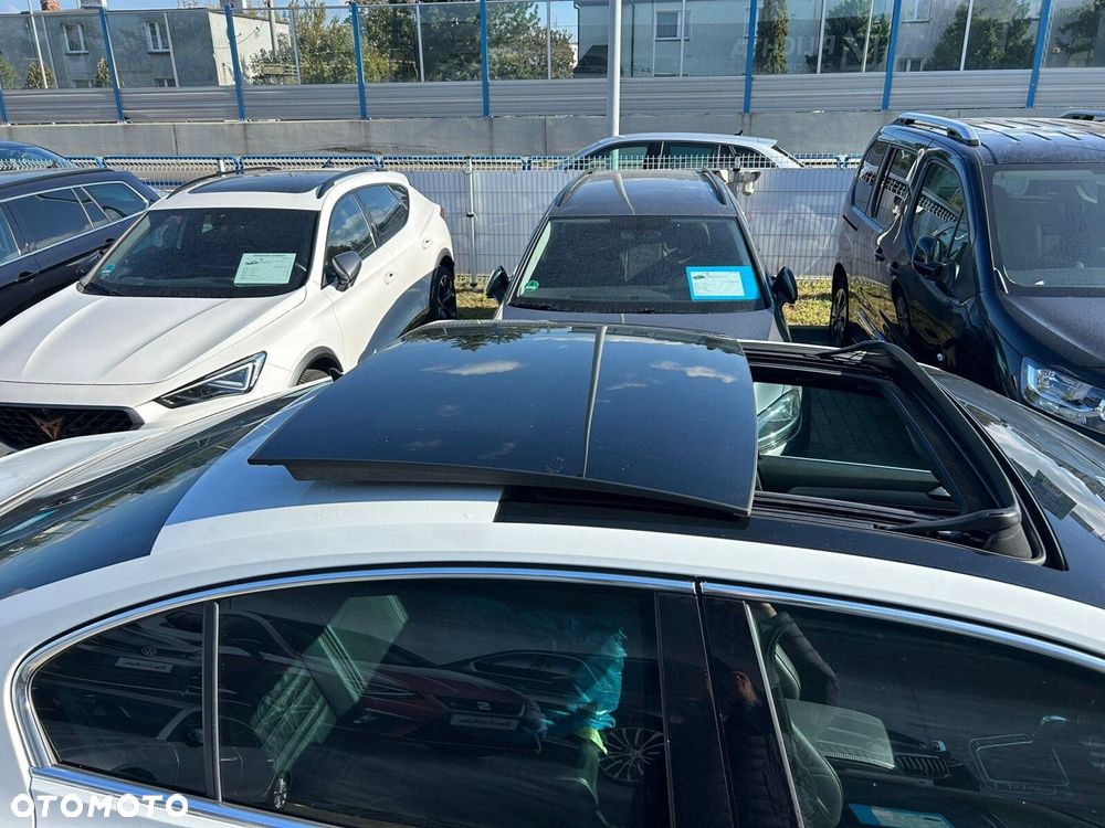 Volkswagen Passat 2.0 TSI Elegance DSG - 5
