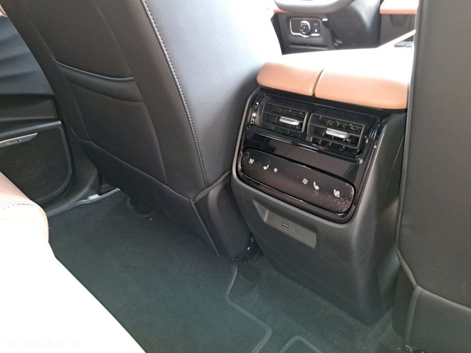 Chery Tiggo 9 - 13