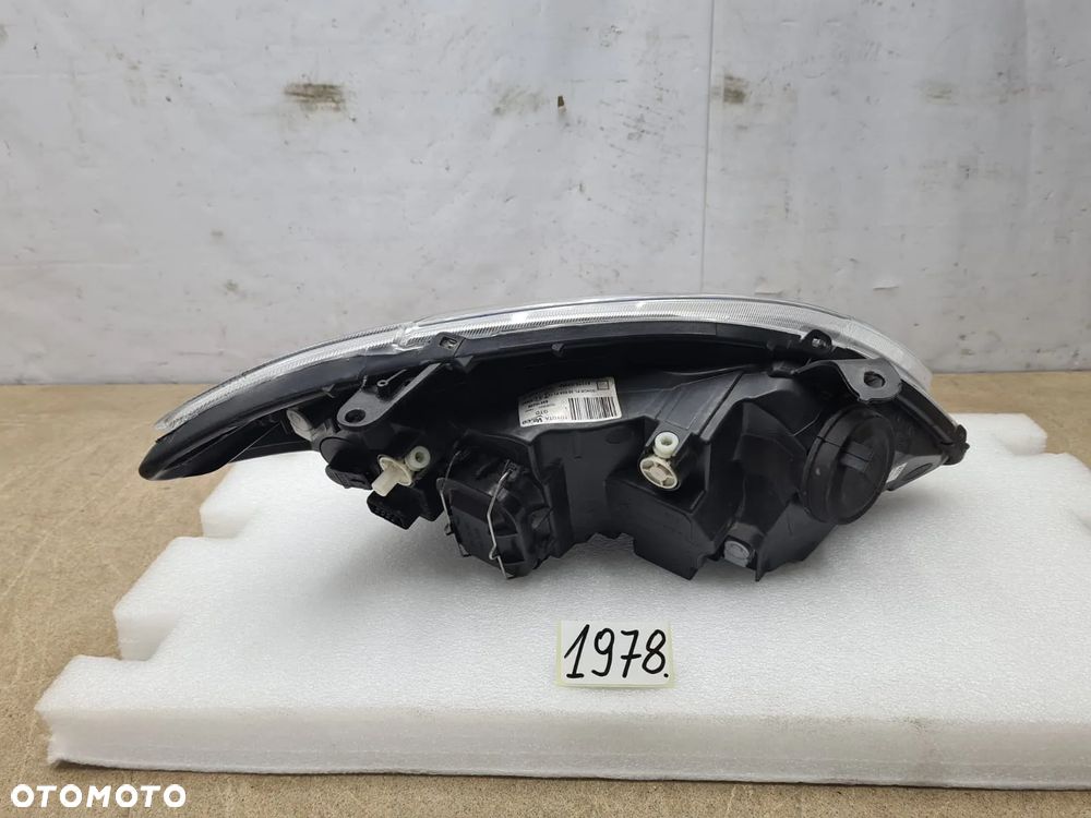 Toyota Corolla E12 04-07r 8117002380 reflektor lampa przednia przód Valeo - 3