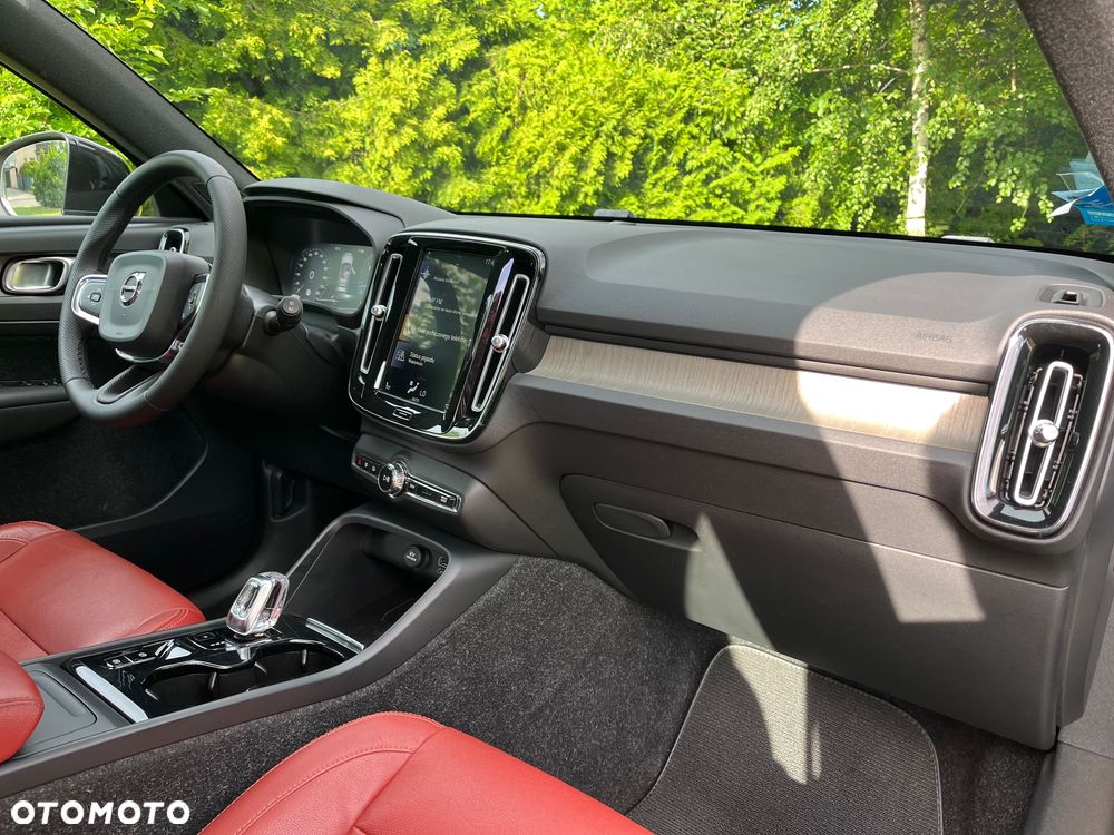 Volvo XC 40 D4 AWD Geartronic Inscription - 21