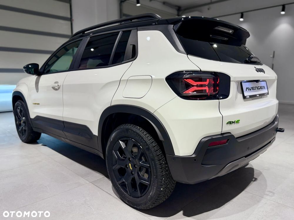 Jeep Avenger 1.2 T3 mHEV The North Face 4xe eDCT6 - 13