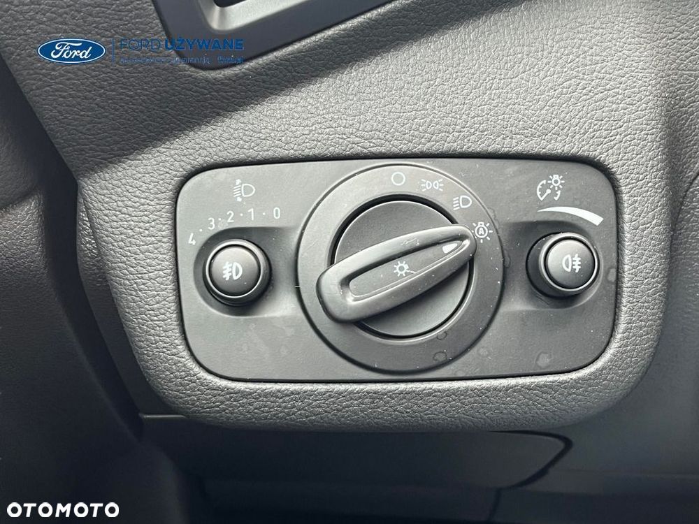 Ford Grand C-MAX - 22