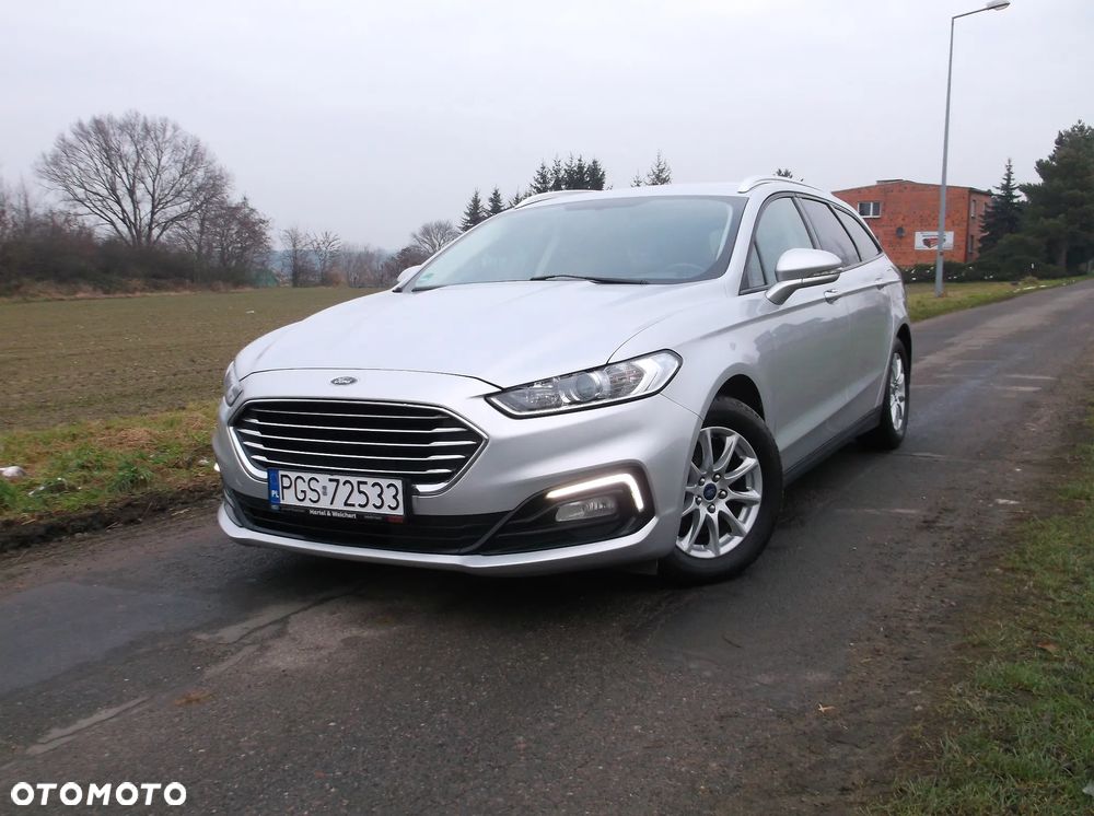 Ford Mondeo - 27
