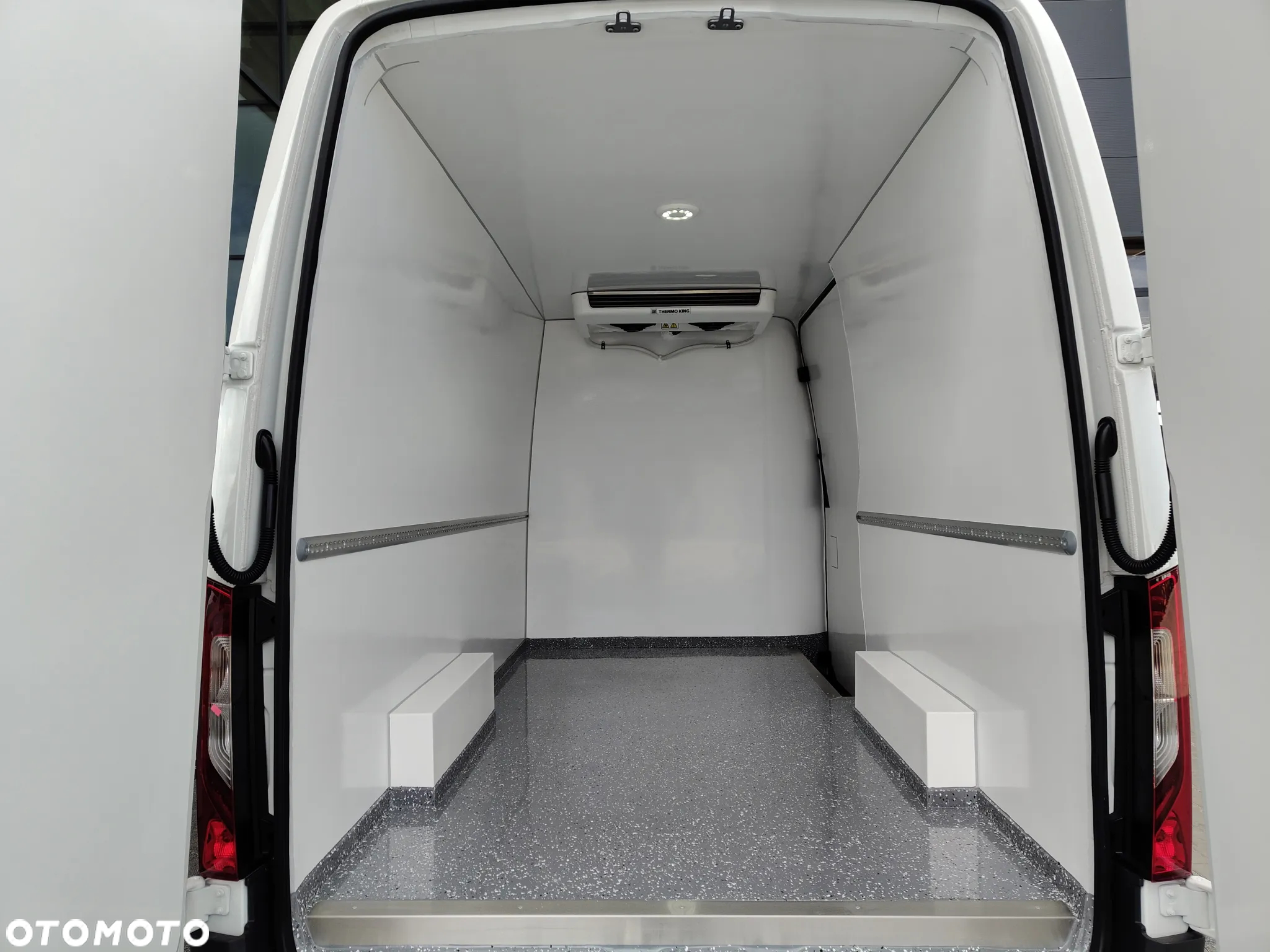 Mercedes-Benz Sprinter 317 CDI IZOTERMA - 17