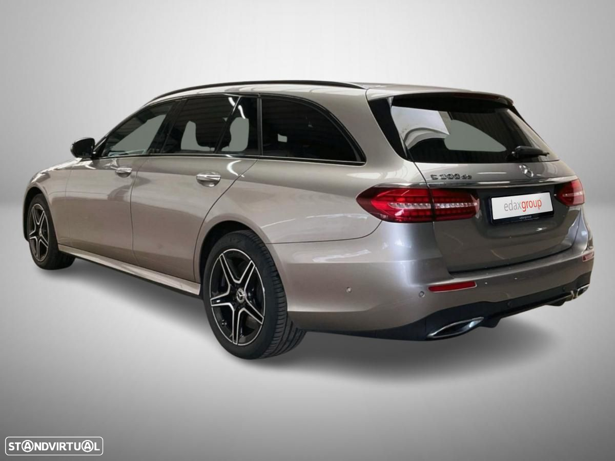 Mercedes-Benz E 300 de AMG Line - 2