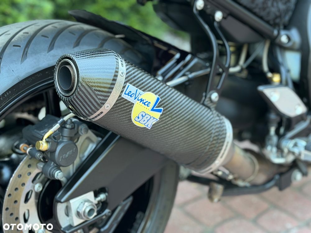 Yamaha FZ8 - 23