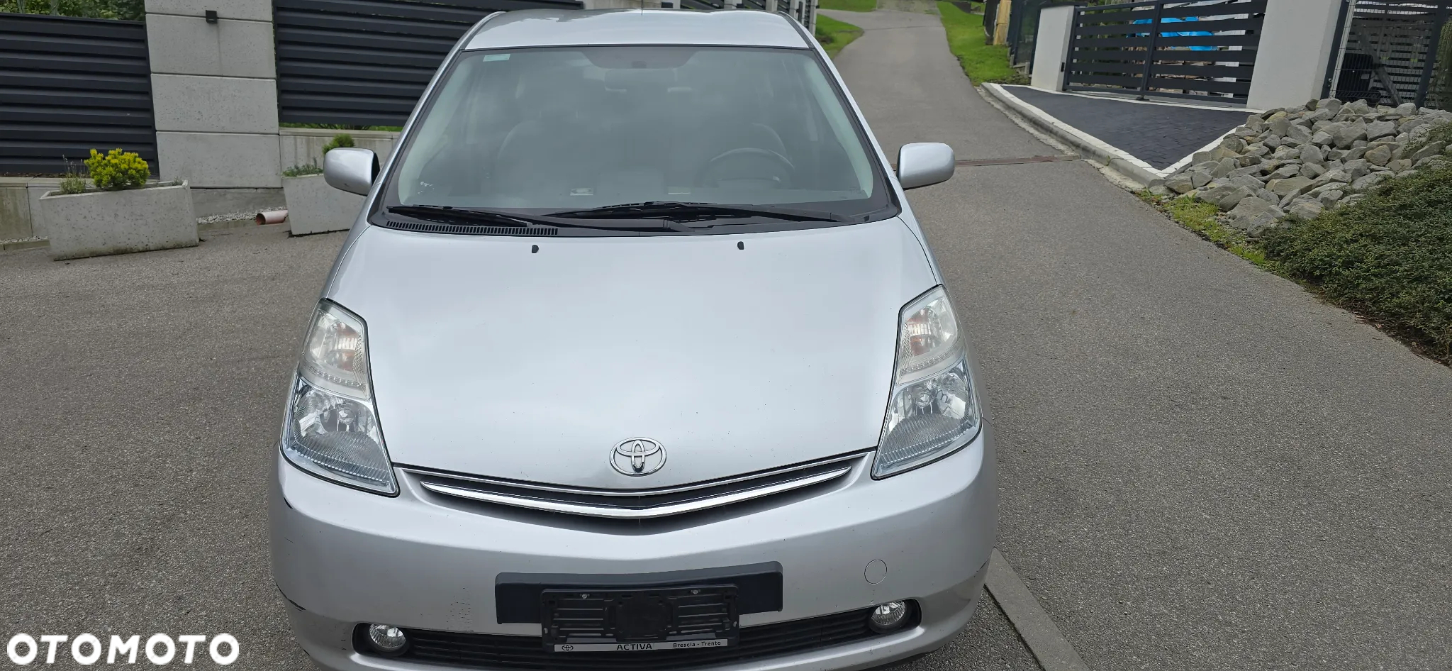 Toyota Prius (Hybrid) Comfort - 24
