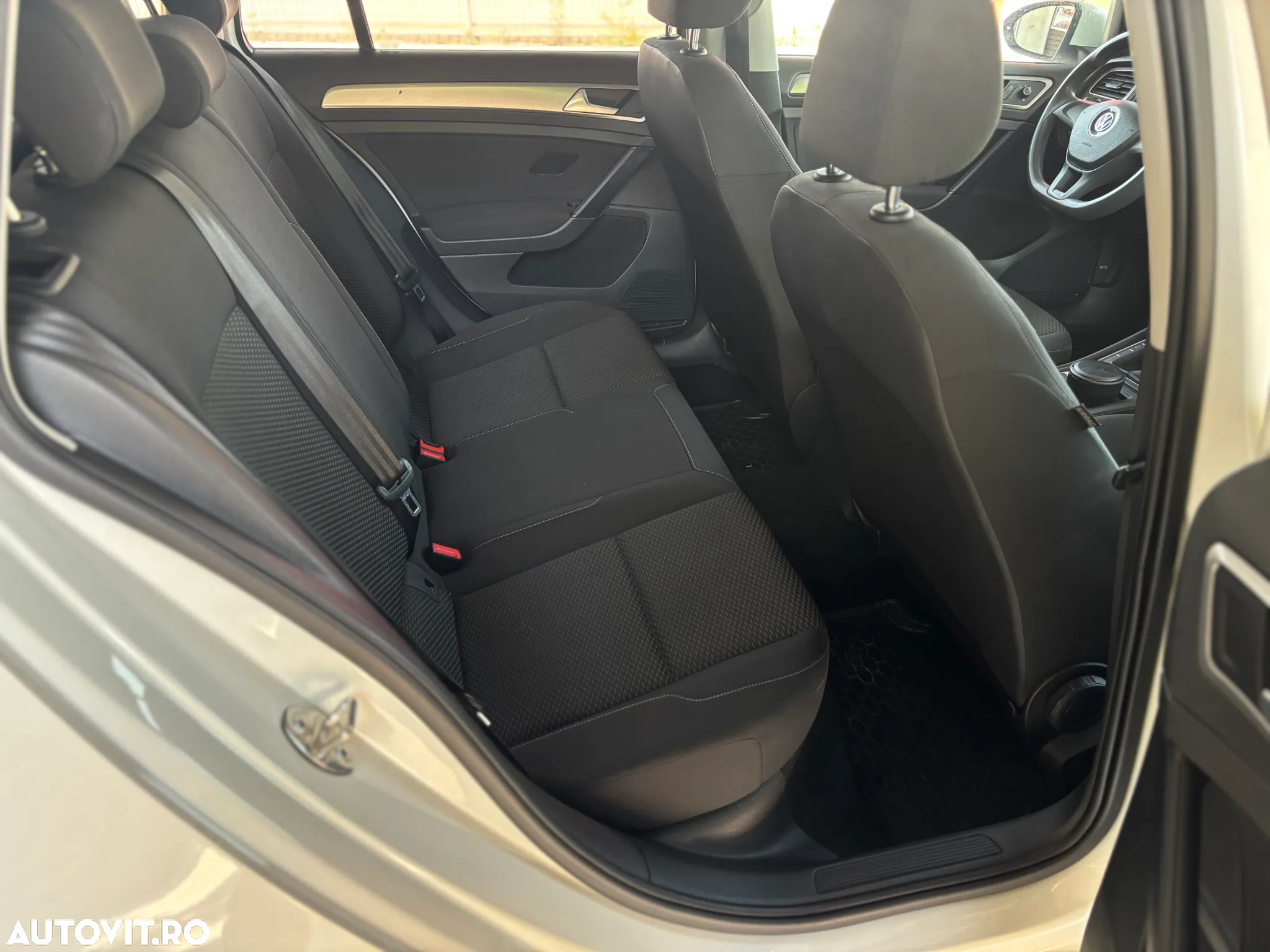 Volkswagen Golf 1.0 TSI Comfortline - 35