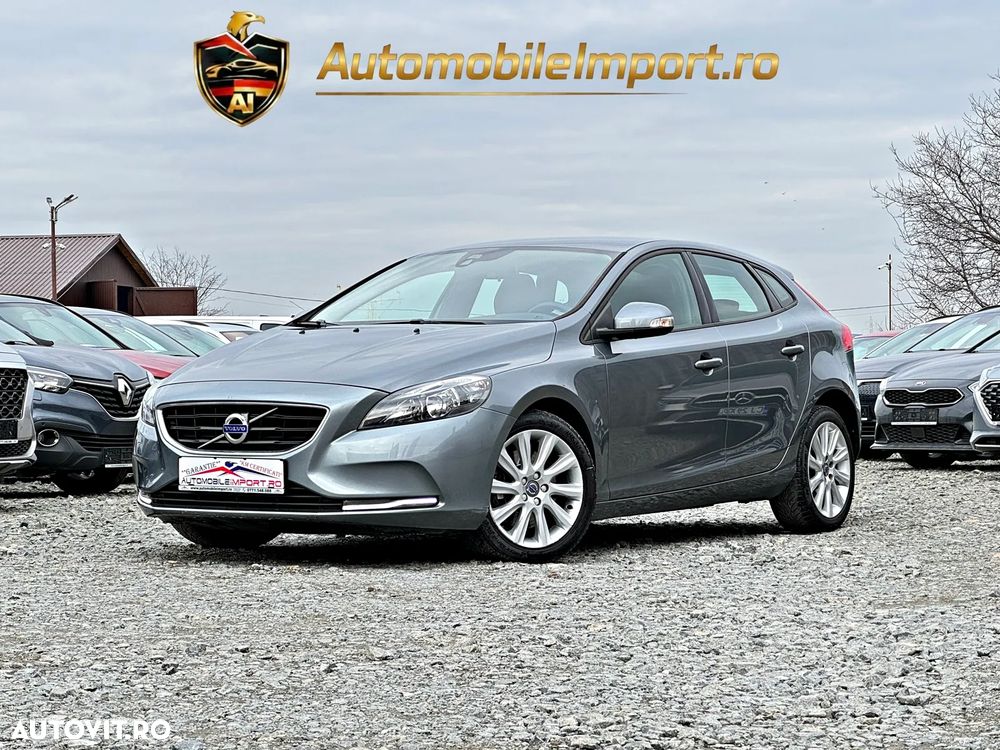 Volvo V40 D2 Aut. Momentum - 2