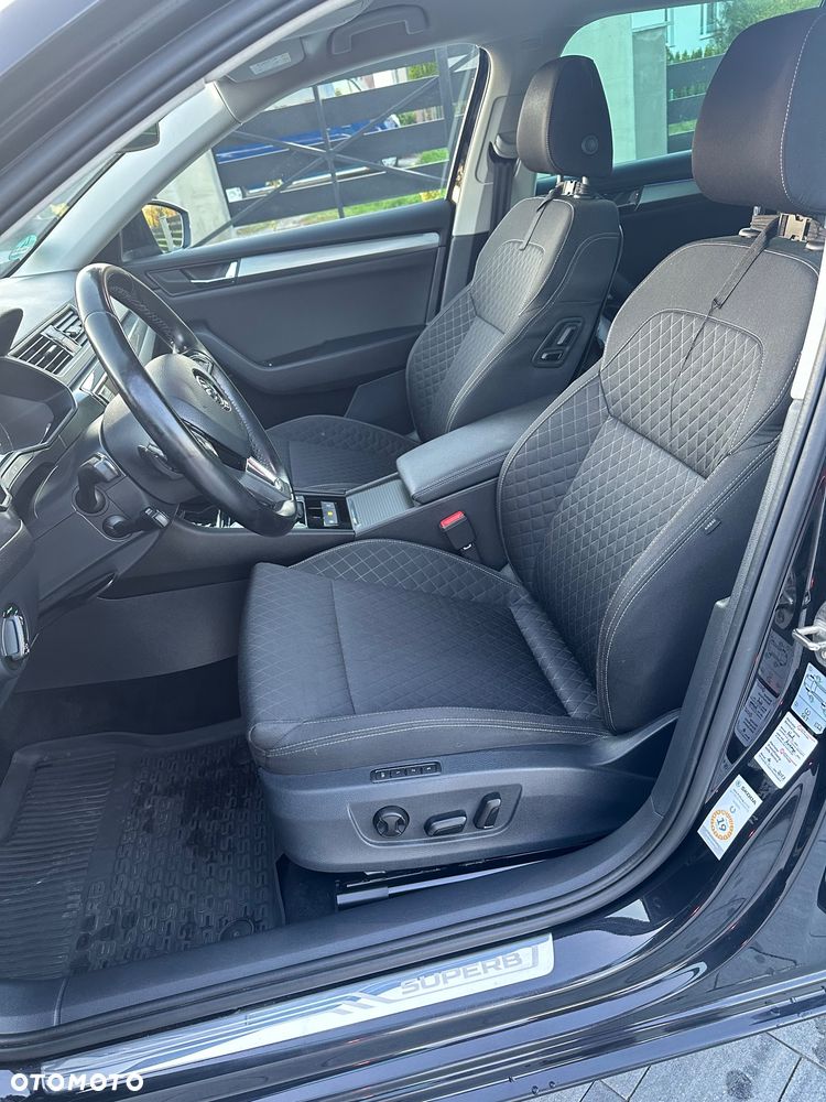 Skoda Superb 2.0 TDI 4x4 Style DSG - 17