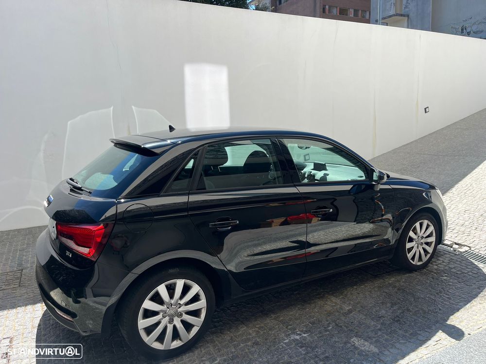 Audi A1 Sportback 1.4 TDI Design - 4