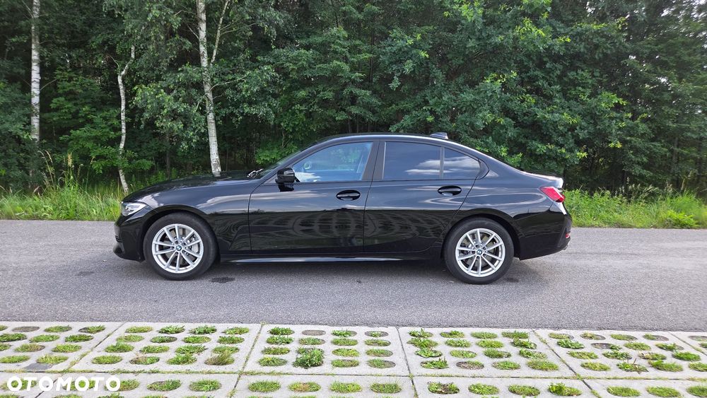 BMW Seria 3 330i - 6