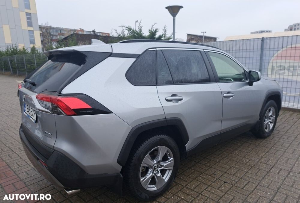 TOYOTA RAV4 2024 — imagine 5