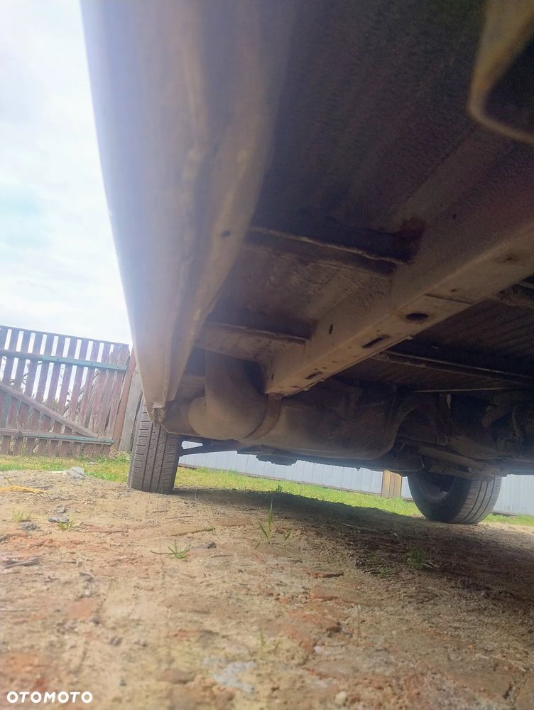 Volkswagen Caravelle GL - 9