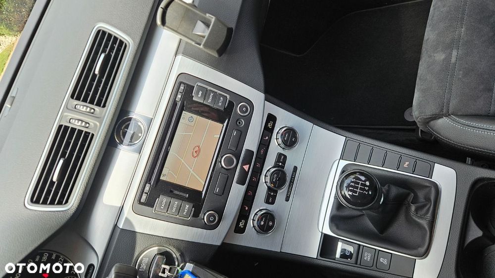 Volkswagen Passat CC - 25