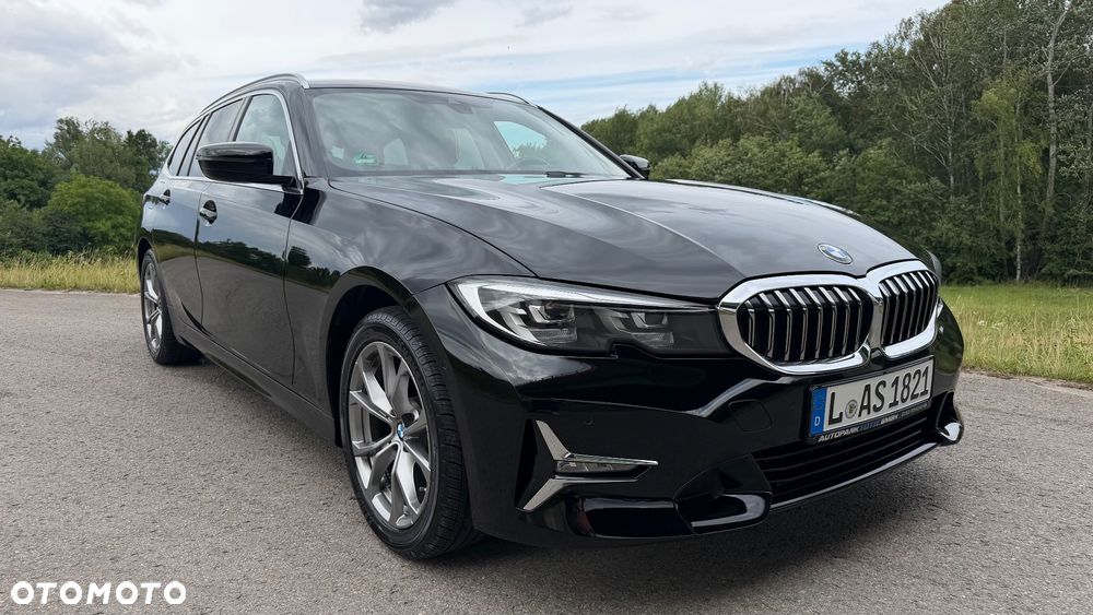 BMW Seria 3 318d Edition M Sport Shadow - 3