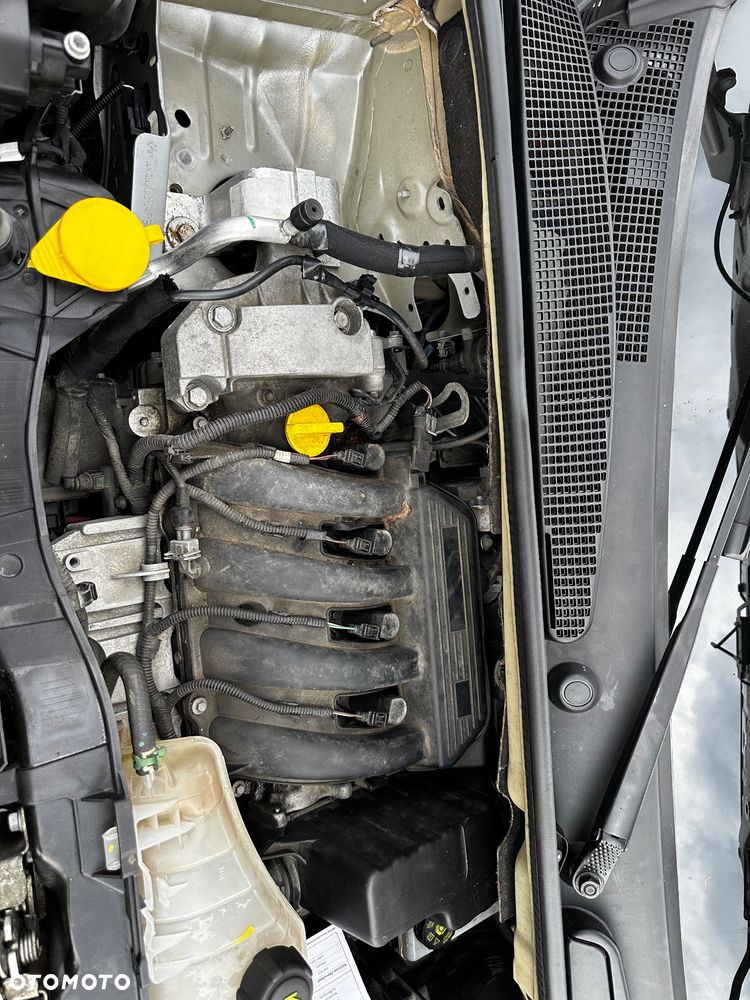 Renault Kangoo 1.6 16V 105 Privilege - 19