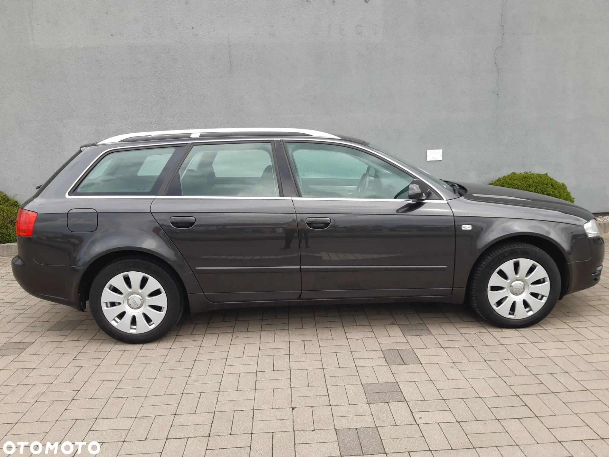 Audi A4 Avant 2.0 TDI - 10