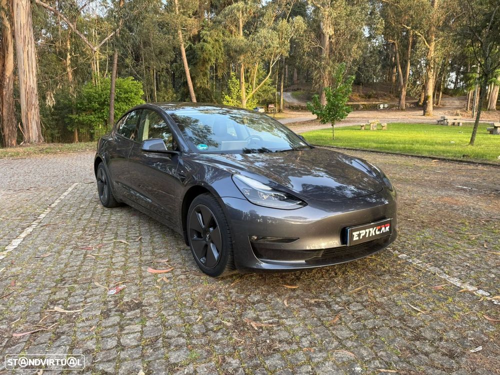 Tesla Model 3 Long-Range Dual Motor AWD - 3
