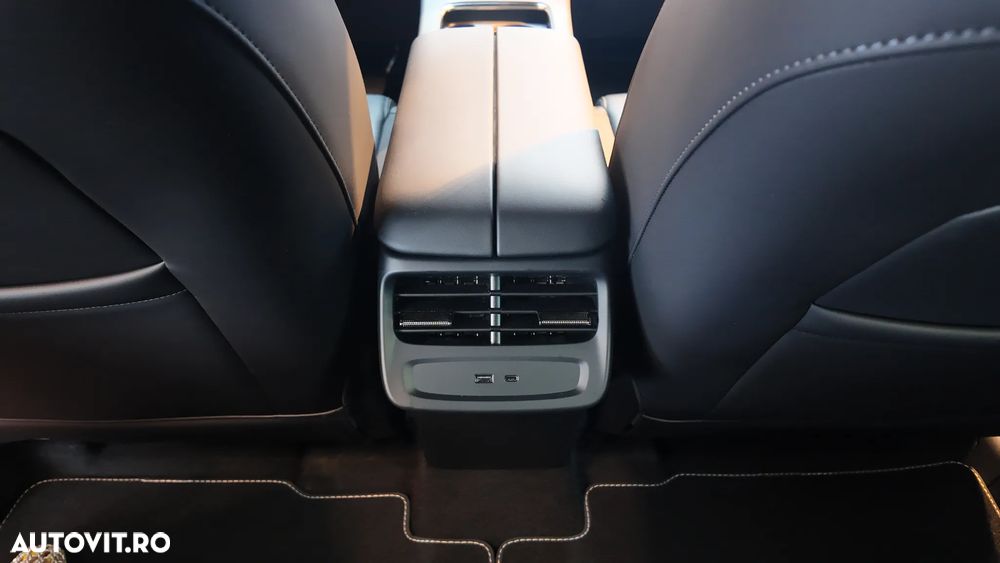 Omoda 7 1.5 TGDI 1DHT PHEV Exclusive - 11