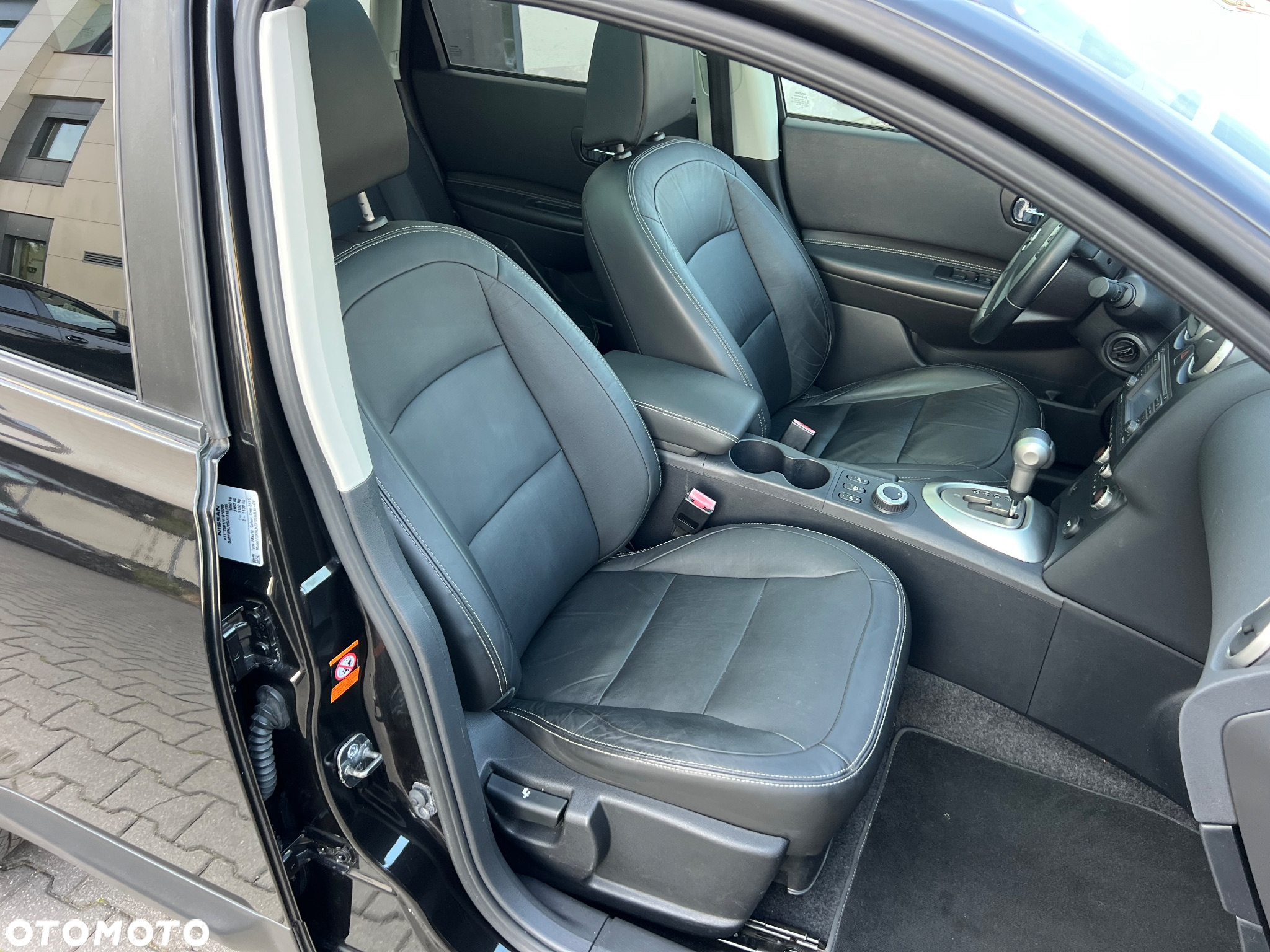 Nissan Qashqai 2.0 4x4 Tekna CVT - 11